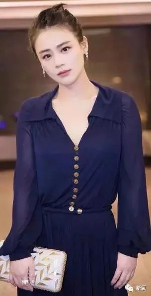 2017金马奖颁奖典礼上，谁的礼服更耀眼？