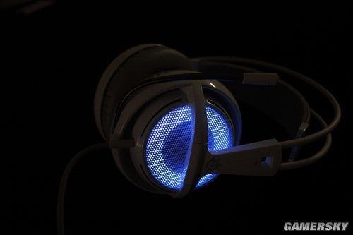 西伯利亚V2霜冻之蓝Frost Blue游戏耳机对比评测