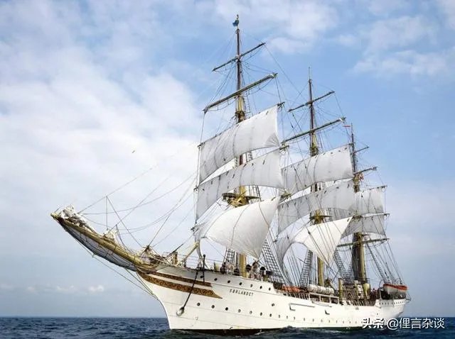 为何是“下半旗志哀”而非“下半旗致哀”呢？你懂下半旗知识吗？