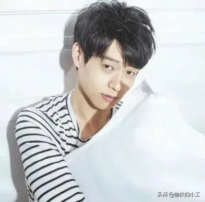 杨幂魏大勋同回酒店，多次被拍当事人为何不公开？