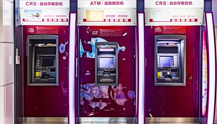 所有储蓄卡都有年费吗 每张储蓄卡都要收年费吗