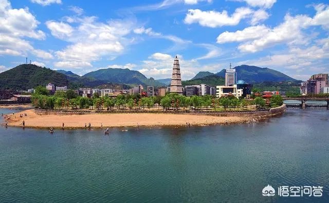 黔南都匀人口为啥那么少，一个城市的发展多少离不开人口，都匀要怎么吸引人口？