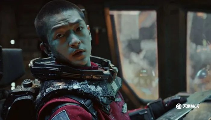 流浪地球加长版有什么区别