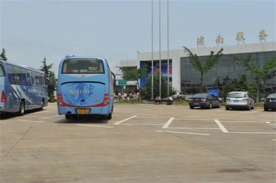 高速服务区多远一个