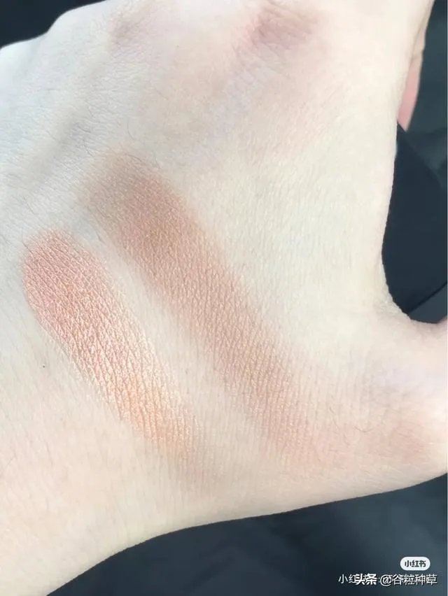 裸色眼影怎么画?