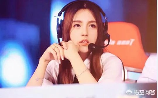 现在的LOL比赛女解说小研离开后是不是意味着女解说的没落?