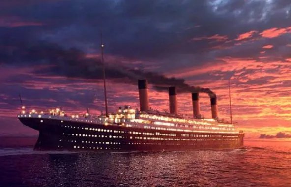 1912年泰坦尼克号发生了什么事故？