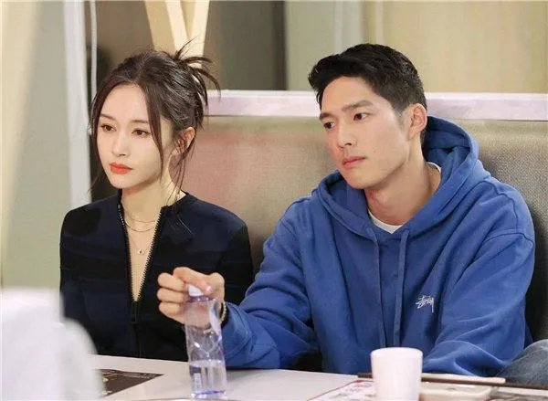 王子文认爱吴永恩后被偶遇，王子文与吴永恩算是门当户对吗？