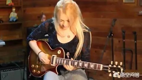 如何快速学吉他