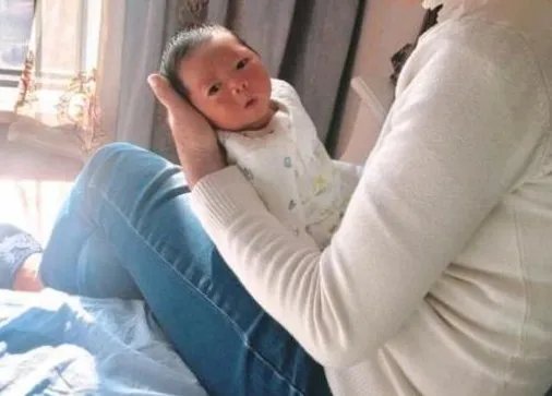 当初将自己整容成范冰冰，嫁给主刀医生的深圳网红，如今怎么样？