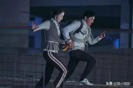 如何评价韩国电影《极限逃生》？