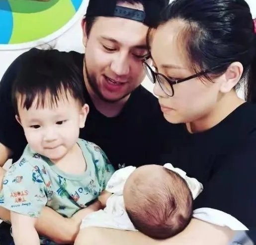 张致恒被曝借钱不还四处赖账，疑遭好友拉黑删除，你怎么看？