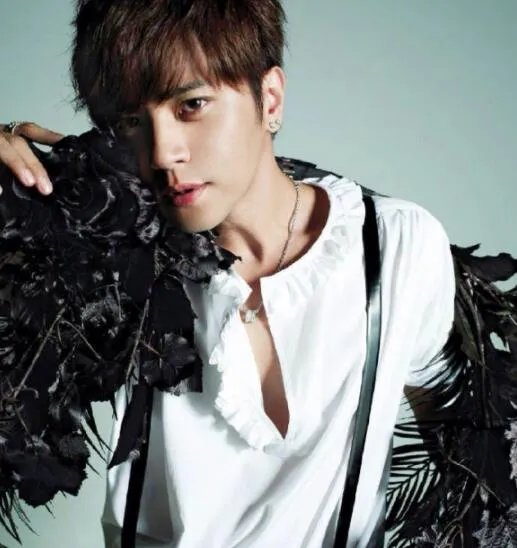 罗志祥图片最新图片公开 自封最美谐星