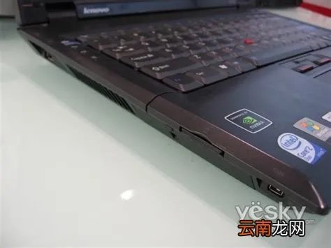 9300mgs，9300MGS移动显卡的性能相当于台式机什么级别的显卡？