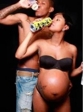 新意倍出 外国准妈妈的20张孕妇照