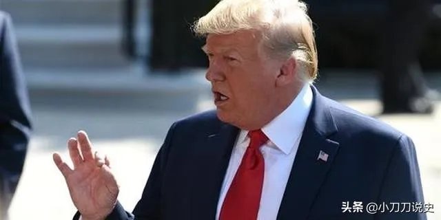 特朗普终于戴口罩了，大家怎么看？