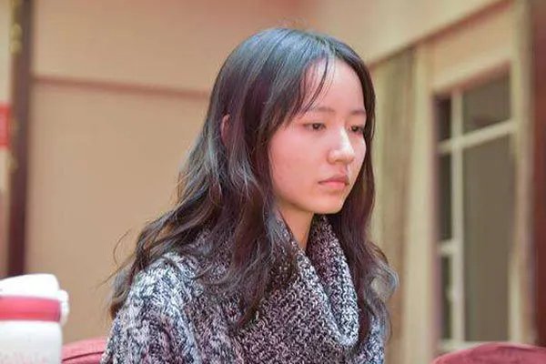 上海剑桥门建桥女事件怎么回事 王美莼被认为遇人不淑