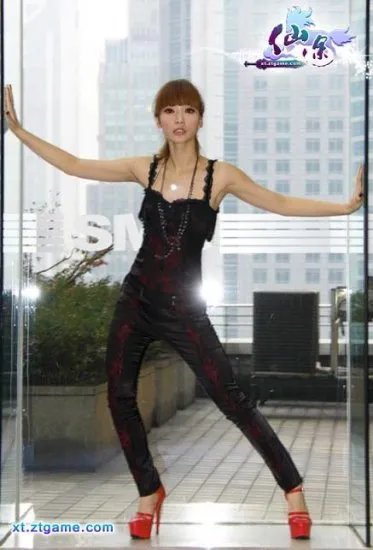 美女主播柳岩私密照首次曝光