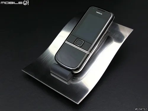 高端商务至尊 诺基亚8800Arte精美图赏
