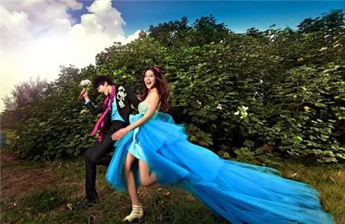 婚纱摄影拍照要注意什么 拍婚纱照怎么选衣服