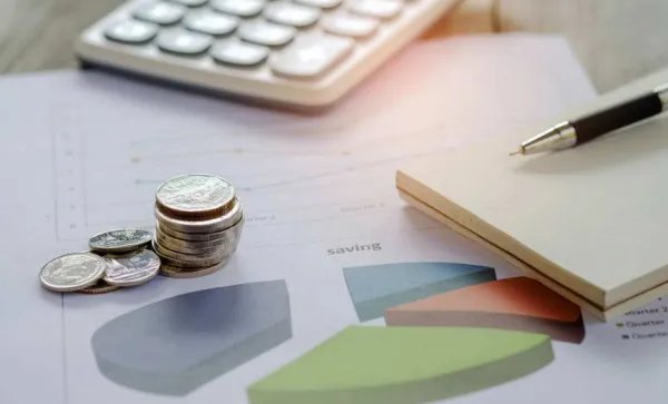 到有一个管理会计师初级，这个和会计初级有什么区别