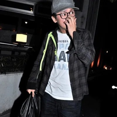 大野智女友图片网上疯传 被曝与小10岁女子同居