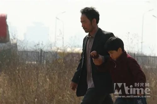 小建的合唱团的介绍