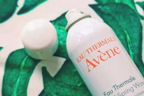 理肤泉和雅漾哪个好用？两者之间有什么不同？