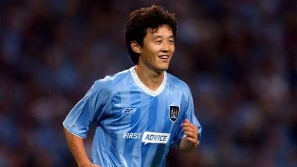 孙继海经典解围越位规则