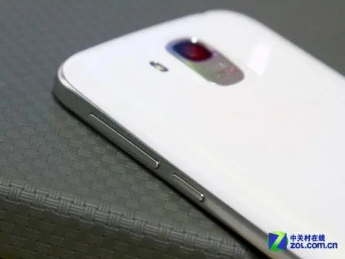 5英寸1080p屏幕1300万像素 优米X2图赏