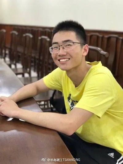 今年各省的高考理科状元都有谁？