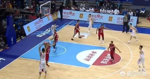 中国男篮红蓝两队合并首战101:52大胜叙利亚，如何评价本场比赛？