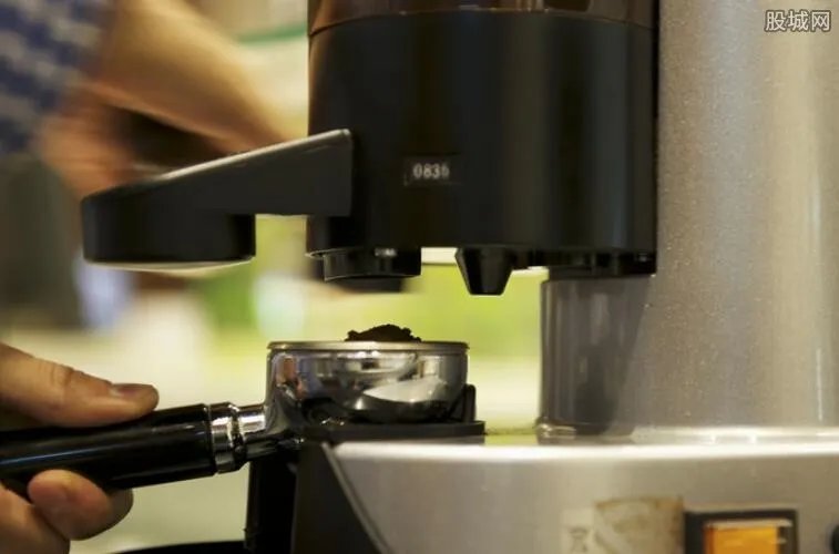 咖啡之翼老板现状 咖啡之翼尹峰身价是多少?