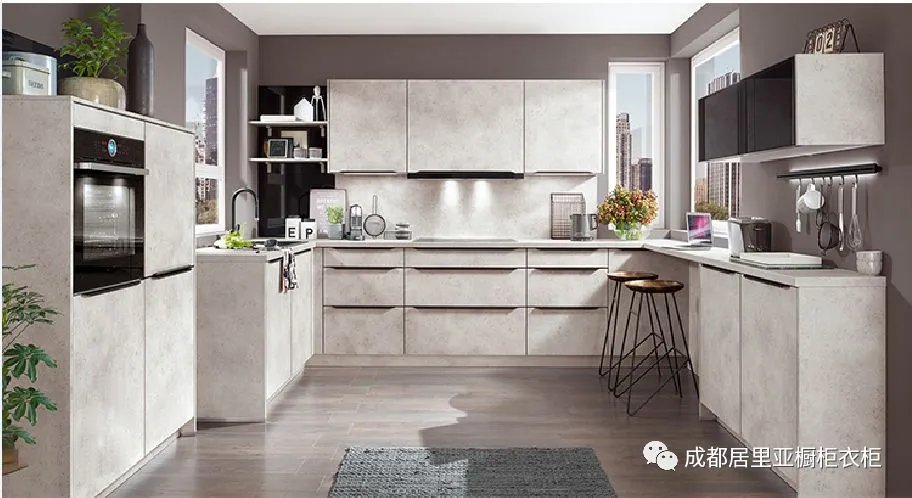 热烈庆贺居里亚成功入驻苏宁易购电商平台