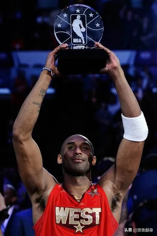 你们还记得全明星赛那些致敬科比的元素吗？