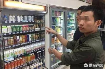 怎么看待小偷进便利店行窃被女店员敲诈勒索万余元？