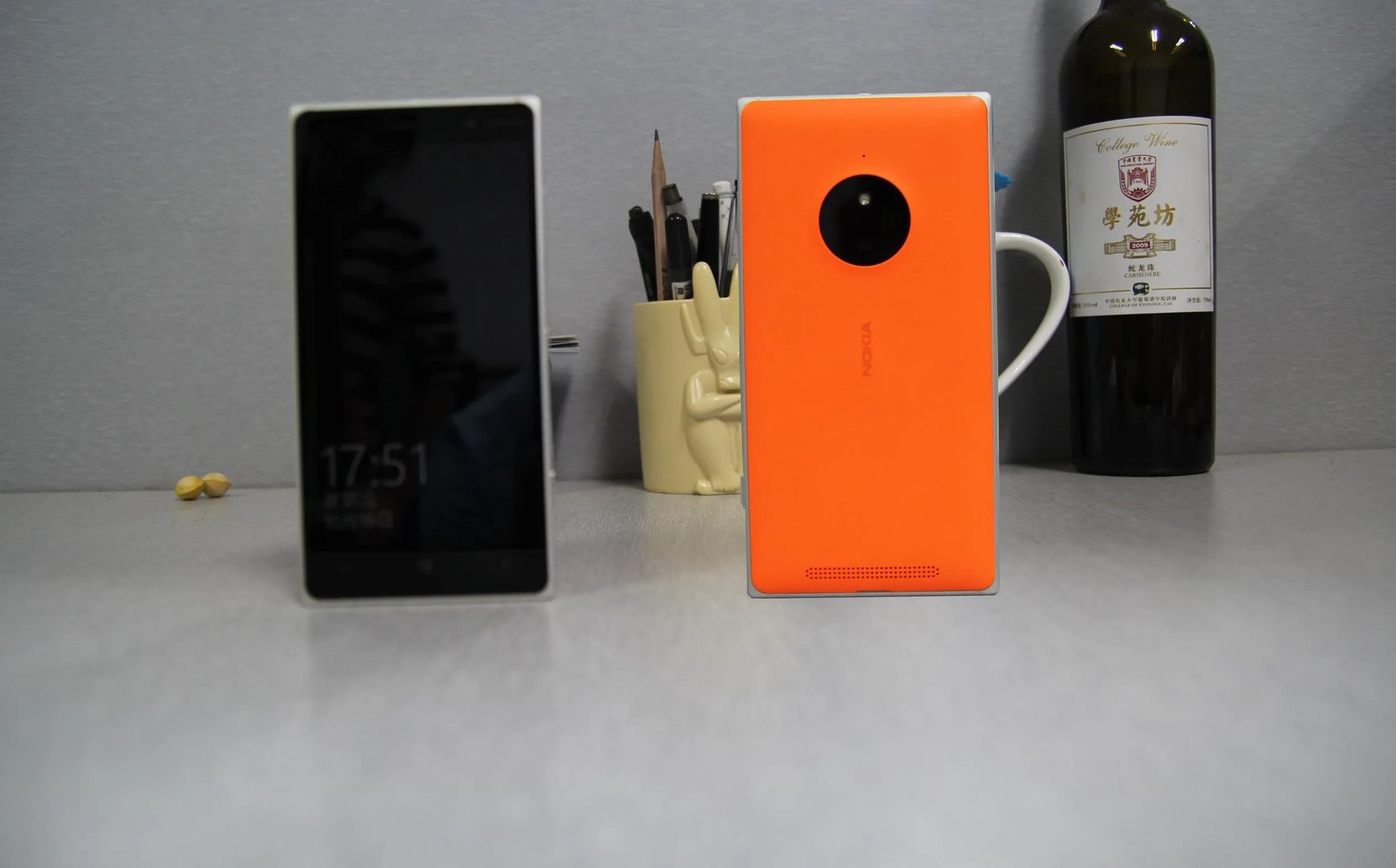 昔日巨头遗作 诺基亚WP8.1版Lumia 830评测