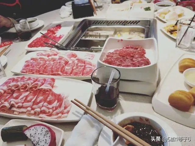 海底捞涨价了，涨得还挺吓人，你还去吃吗？