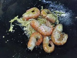 食材_大头虾窍门