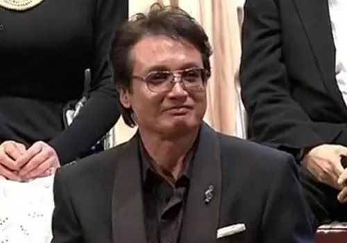 香港演员秦祥林照片曝光  二秦二林30年再度同台聚首