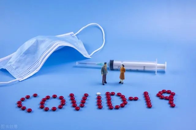 张文宏说没接种过疫苗的人会吃亏，疫苗对新冠的作用到底在哪里？