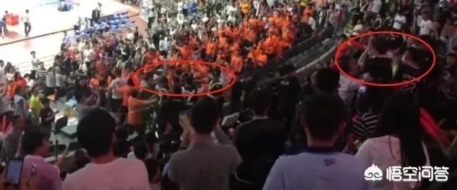 辽粤之战G4，广东主场出现球迷冲突互殴，你怎么看球迷的行为？
