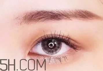 2018年流行什么眼影颜色？2018年眼影流行色