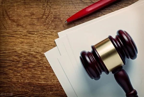 据报道称陕西新增1例本土确诊病例，她的行程轨迹是怎样的？该如何防范？