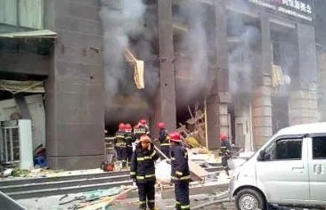 广东一沙县小吃店发生爆炸,多人被炸飞到马路,怎么造成的?