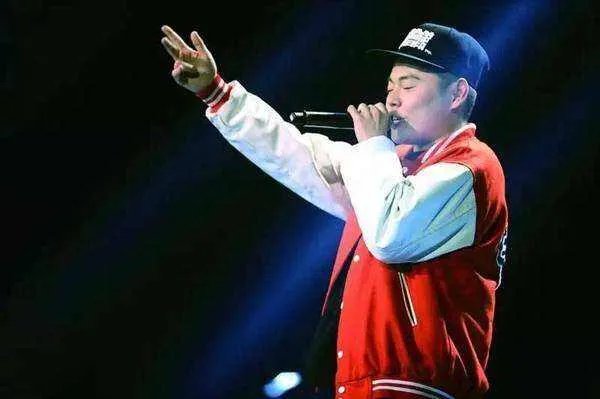 用重庆话唱的歌有哪些?