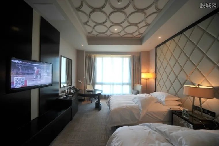 日本酒店解雇机器人 解雇原因是故障多太耽误事情了