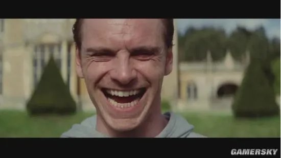 “法鲨”迈克尔·法斯宾德现身欧洲勒芒系列赛 身穿赛车服帅气依旧