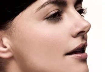 玻尿酸隆鼻好不好呢