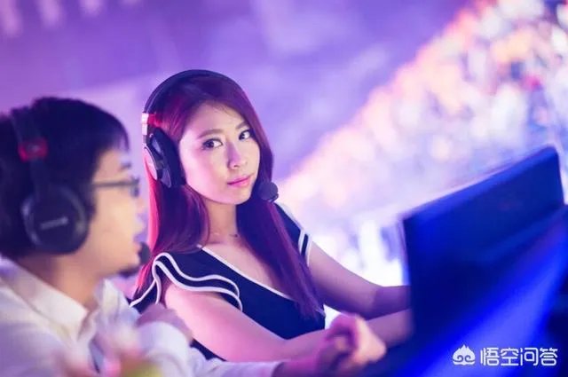 现在的LOL比赛女解说小研离开后是不是意味着女解说的没落?